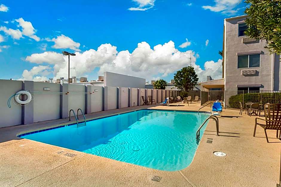 Comfort Suites At Tucson Mall