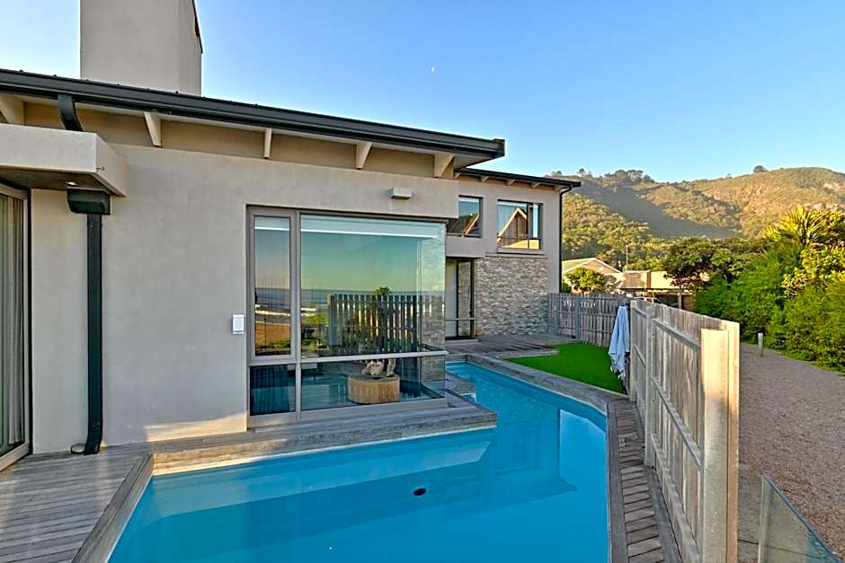 At Last Glentana Beach Manor