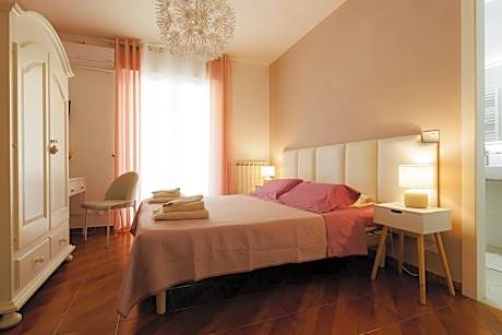 Double or Twin Room with Bathroom