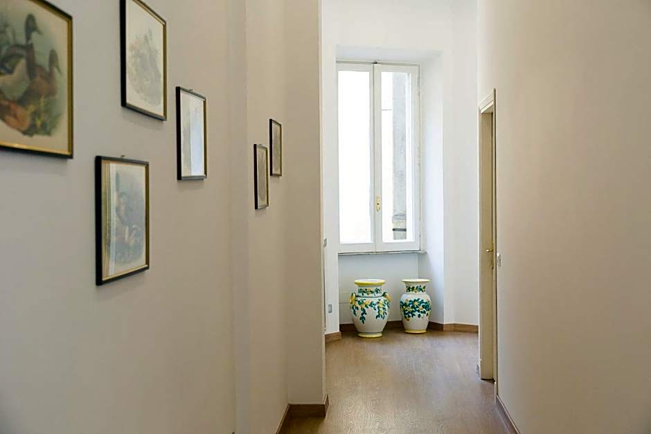 Prestigious Apartment via Barberini