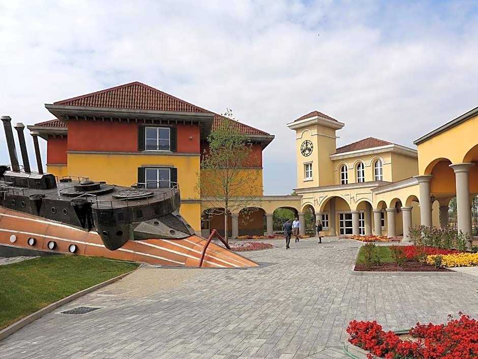 Gardaland Adventure Hotel