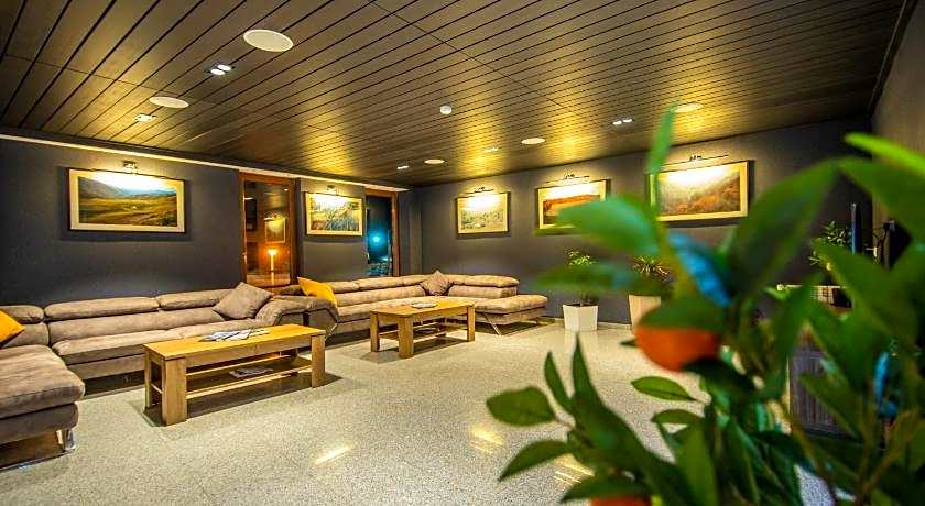 Orbi Palace Hotel Official