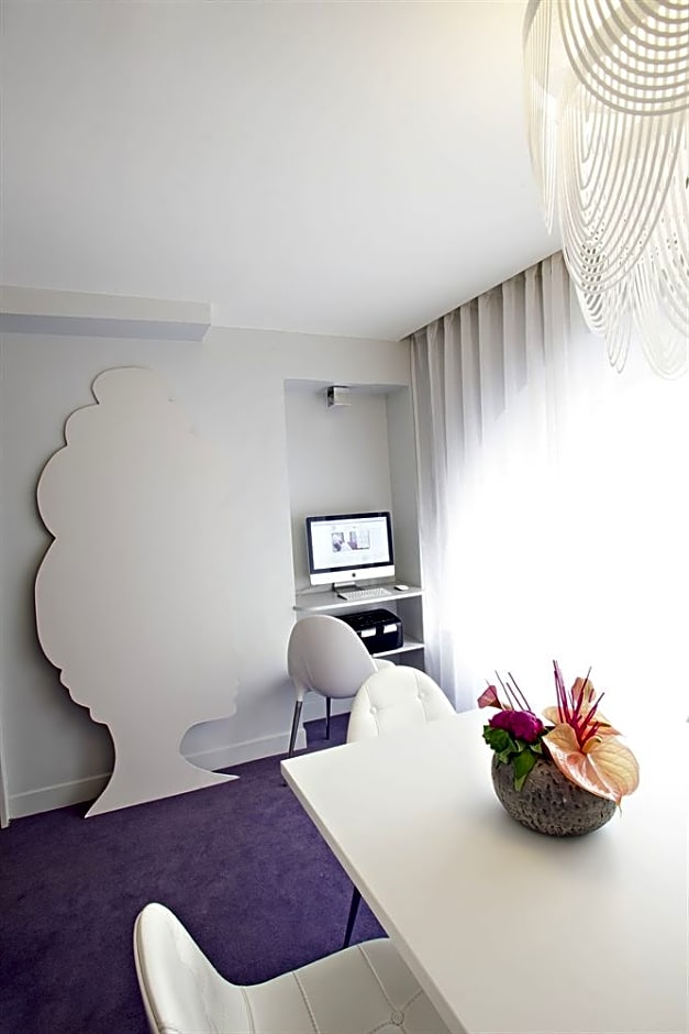 Hotel Elysée Secret