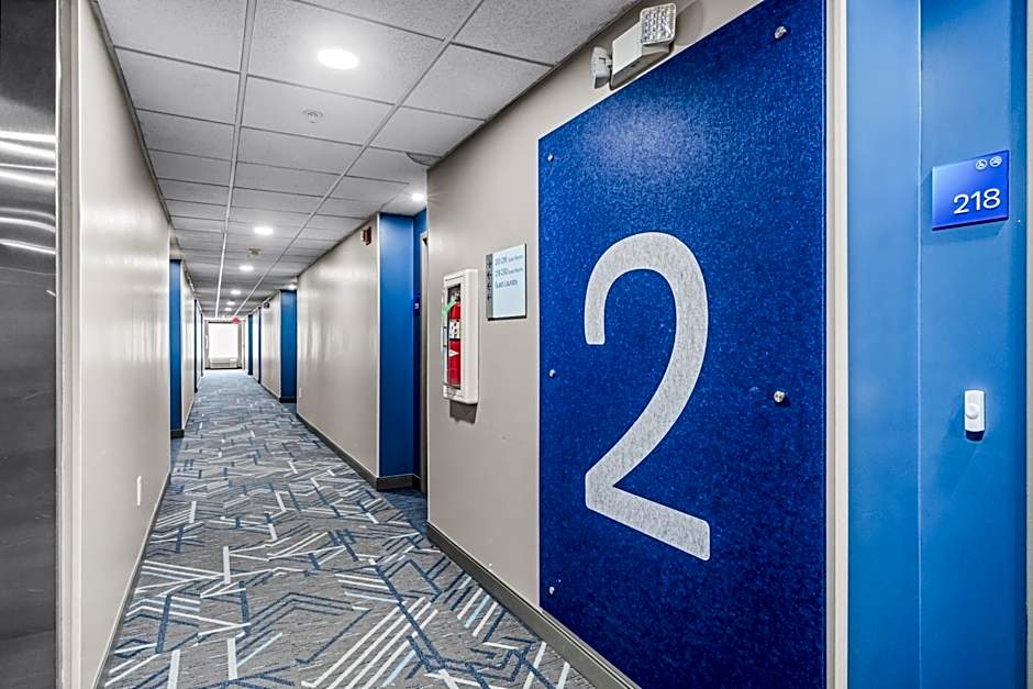 Holiday Inn Express Carneys Point New Jersey Turnpike Exit 1 By IHG