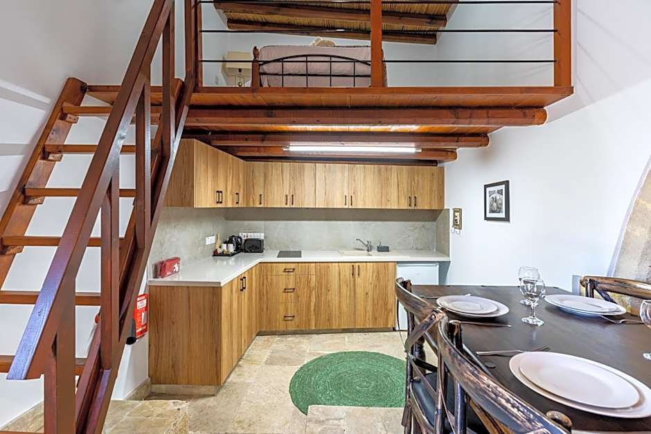 Stone Court Boutique Studios