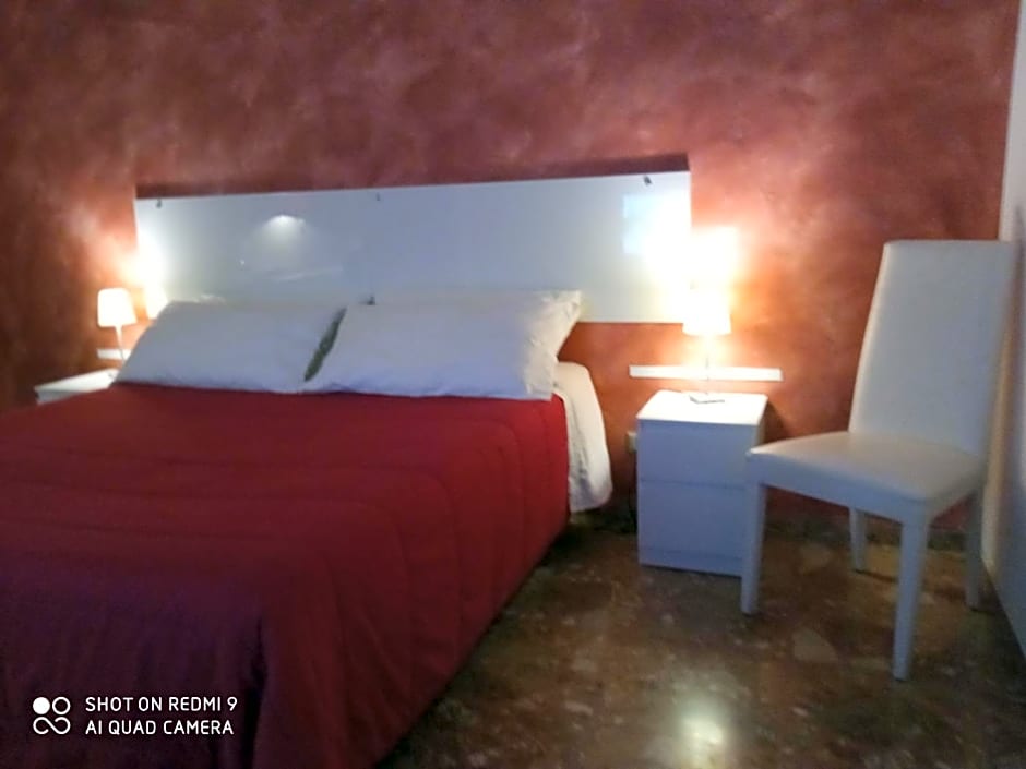 Bed & Breakfast Fontanarossa Airport -Private Parking-
