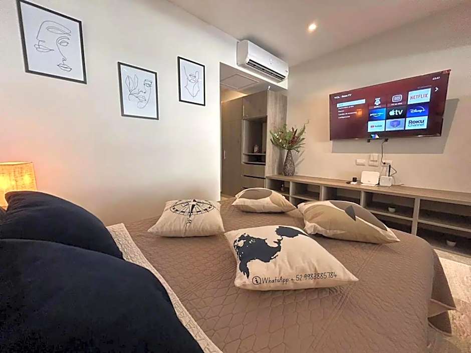 'Syrena Luxury Caribbean' Heart of Playa del Carmen - Fast Wi-fi - Sea Views