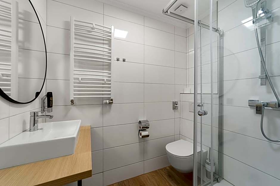 NEU - Sona Design Rooms - CITY CENTER -