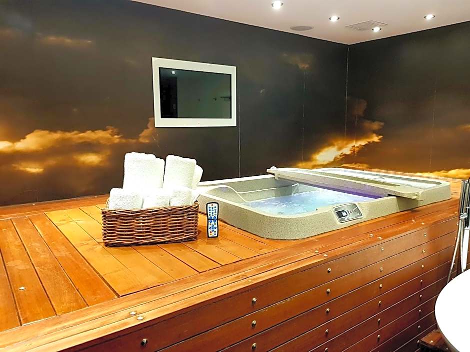 The Exhibitionist Hotel