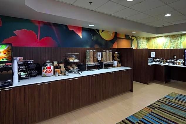 Fairfield Inn & Suites by Marriott Newark Liberty International Airport