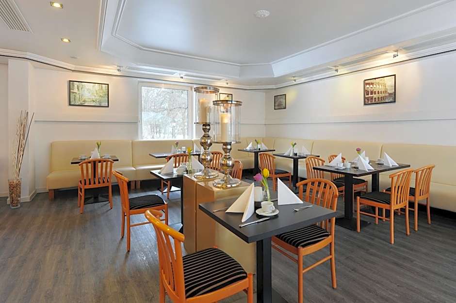 Ambassador Parkhotel