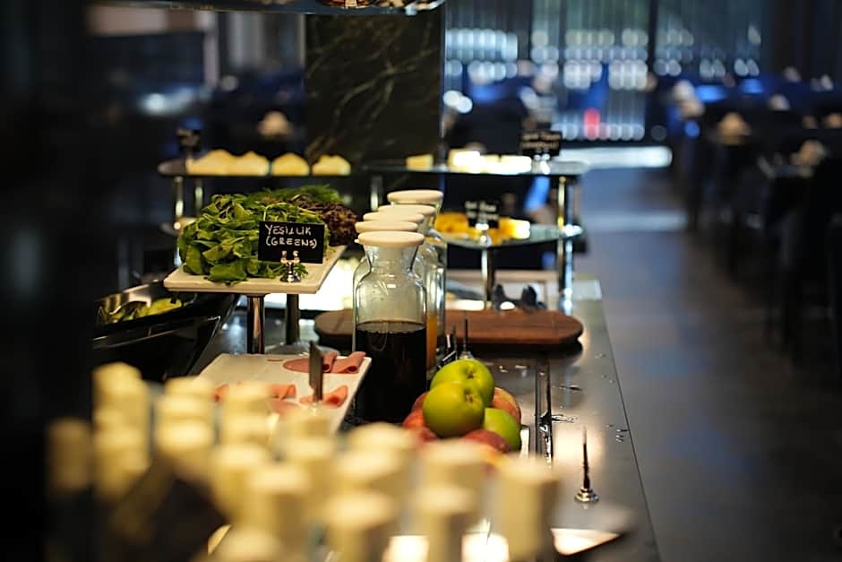 Marlen Hotel Bayraklı
