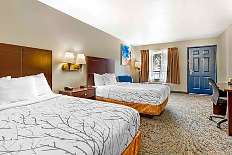 Double Room with Two Double Beds - Non-Smoking