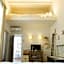 Soprarno Suites