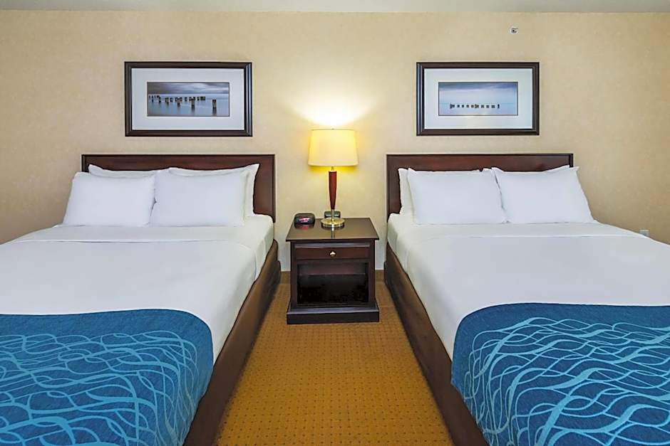Comfort Inn & Suites