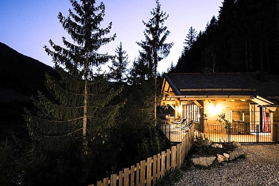 Mons Silva Private Luxury Chalets