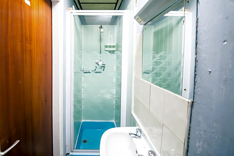 MyRoomz Silver Strand Hotel