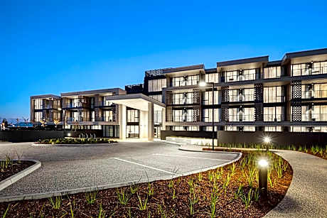 Quest Ballarat Station