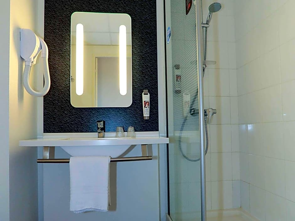 ibis Aurillac