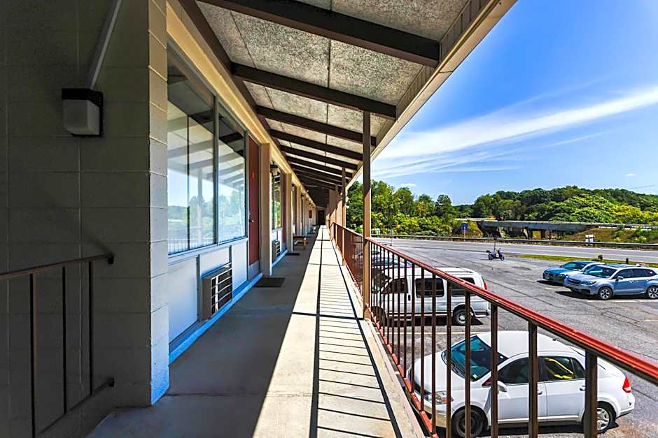 Edyn Hotel By Townhouse Wytheville US 52