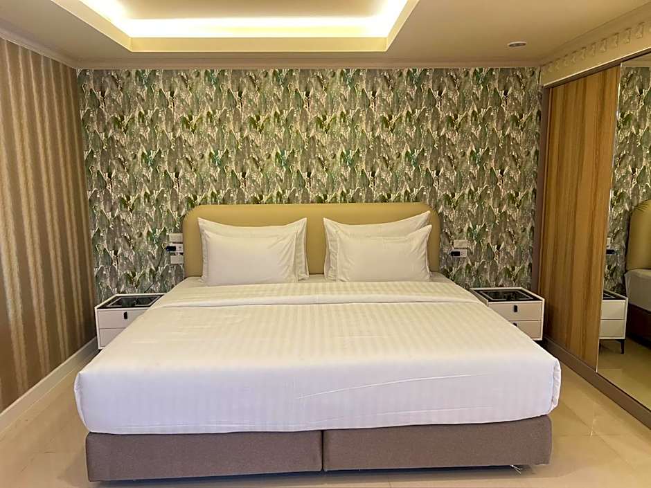 V20 Boutique Jacuzzi Hotel