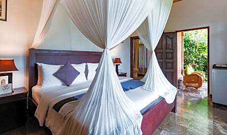 Classic Superior One-Bedroom Villa