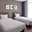AM Hotel