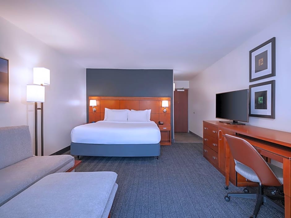 Courtyard by Marriott Tampa North/I-75 Fletcher