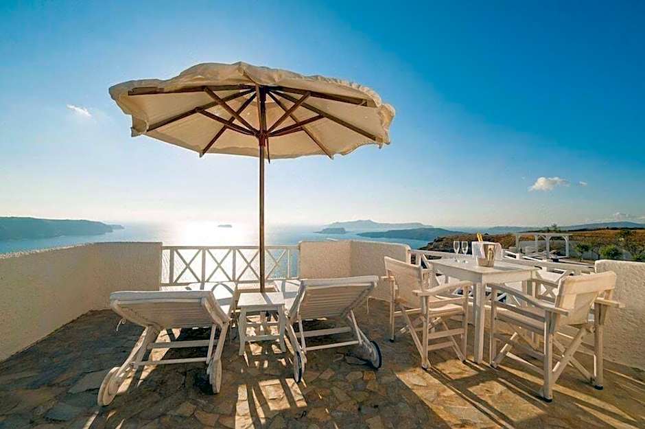 Artemis Suites Hotel
