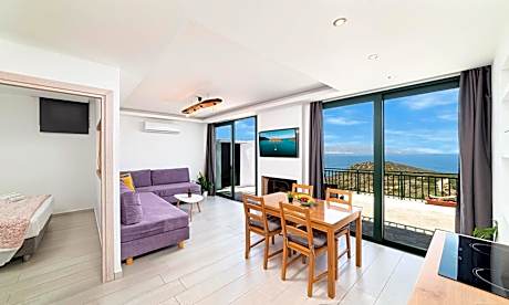 Apartment with Sea View