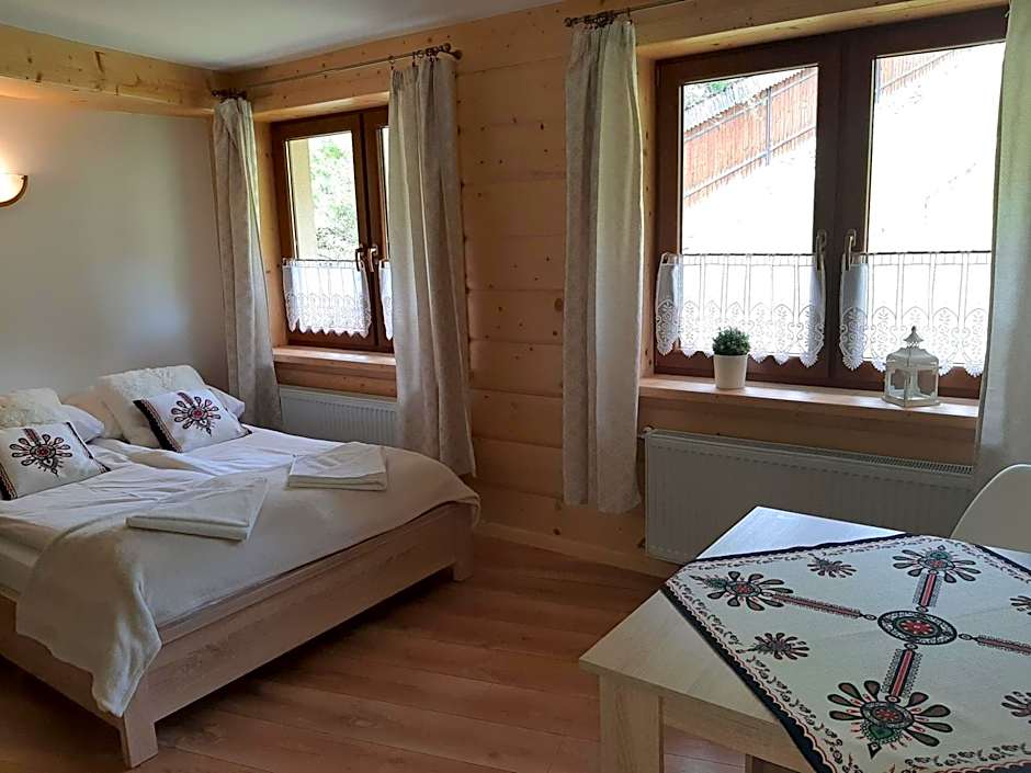 Apartamenty i pokoje u Klimka