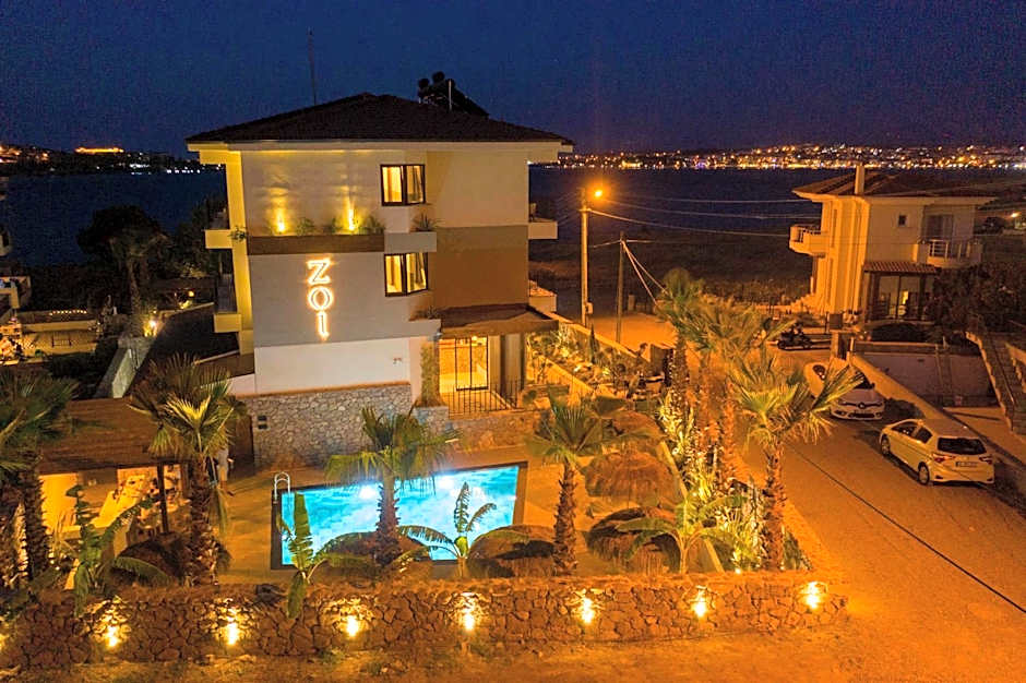 Photo 1 of 50 of ZOİ CUNDA