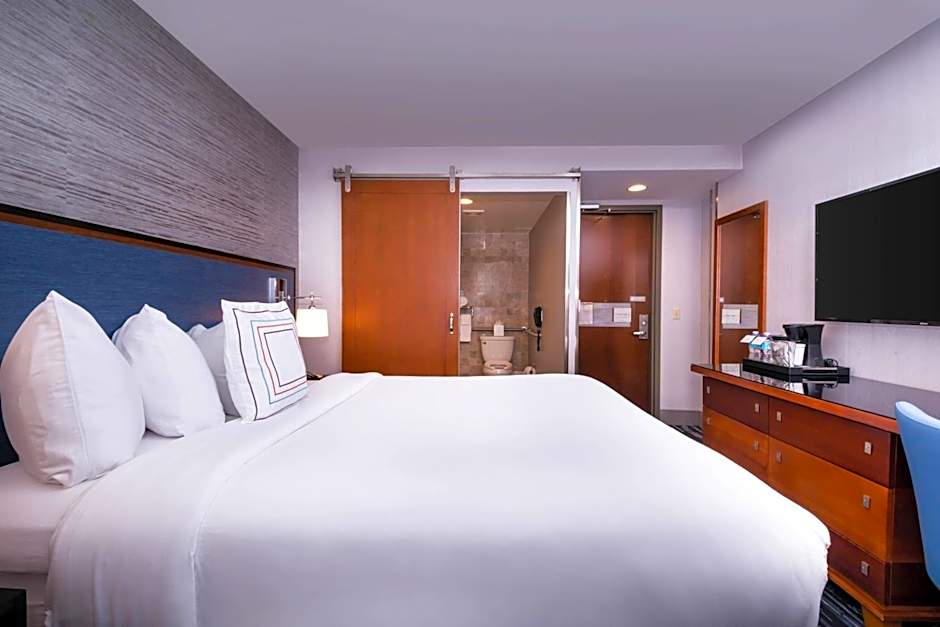 Fairfield Inn & Suites by Marriott New York Manhattan/Times Square