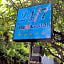 24/7 Bed & Breakfast