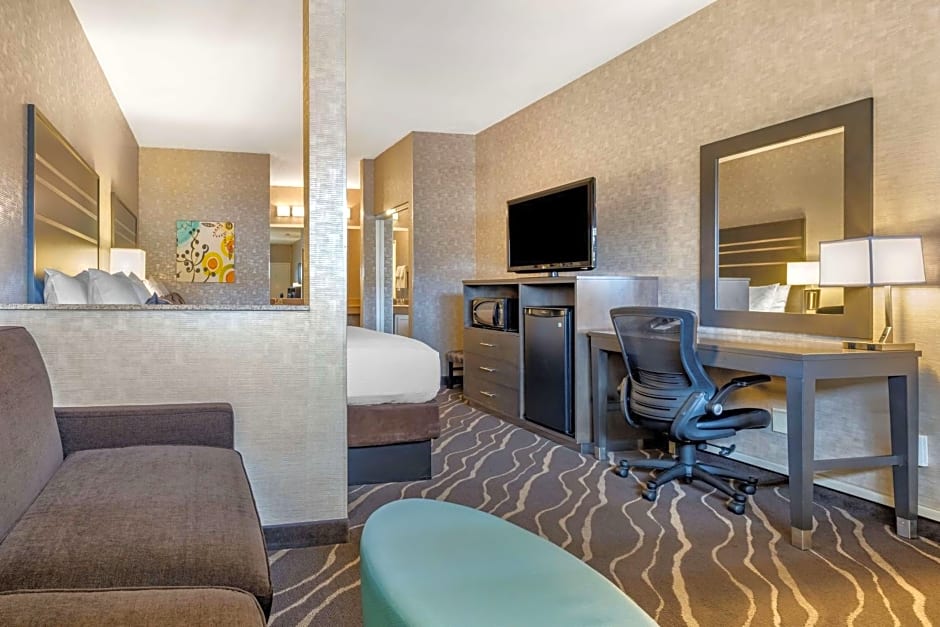 Best Western Plus Park Place Inn - Mini Suites