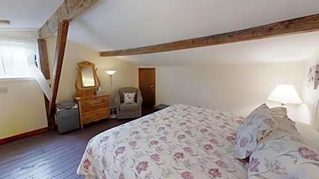 Apartment - Split Level