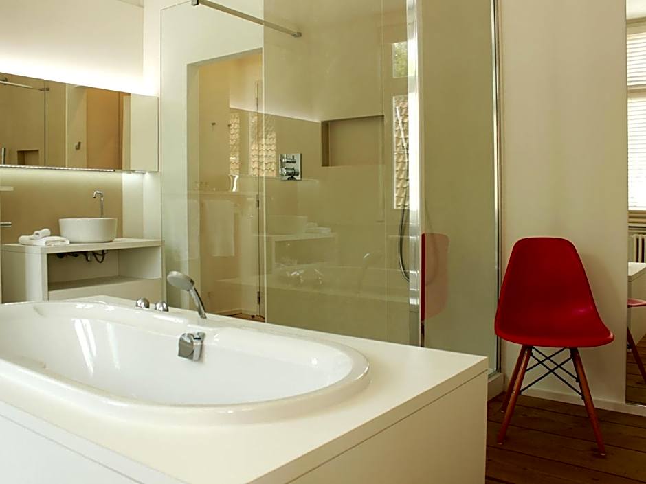 B&B Alphabet - Luxury Guesthouse and Art Gallery