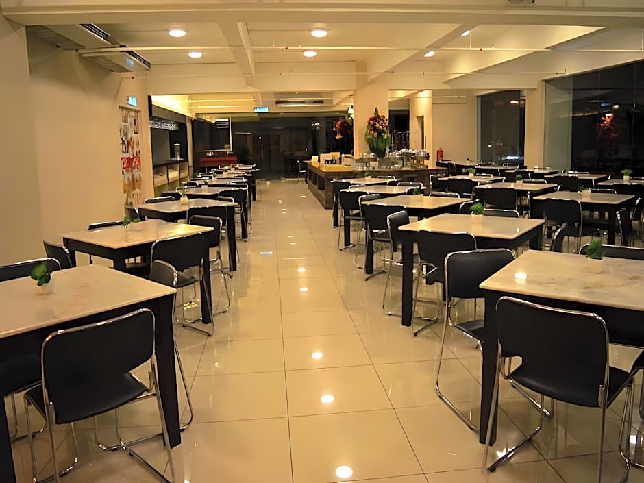 Hotel Zamburger Taman Kapar