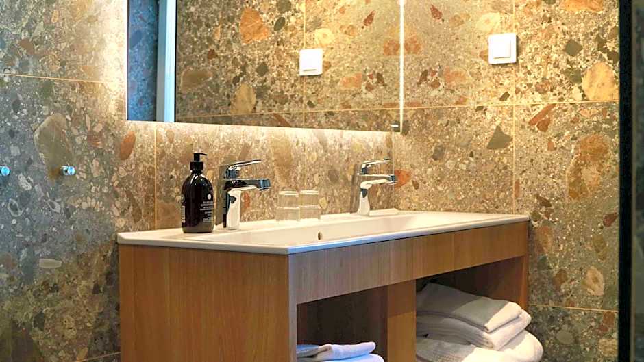 Medlefors Hotell & Konferens