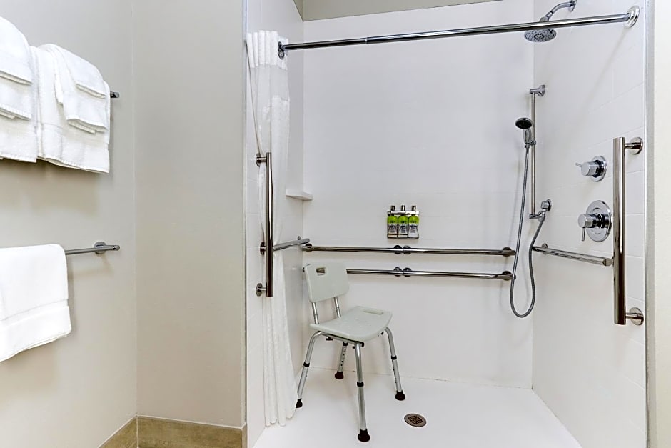 Holiday Inn Express & Suites Middletown - Goshen By IHG