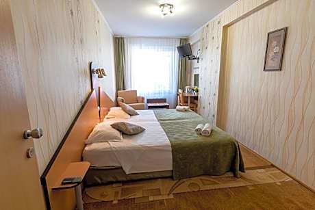 Economy Double or Twin Room