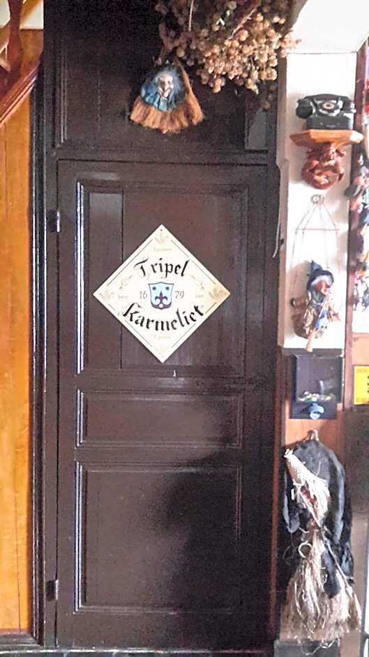 Au Gallodrome Maison d'hôtes et Table d'hôtes en Estaminet privé