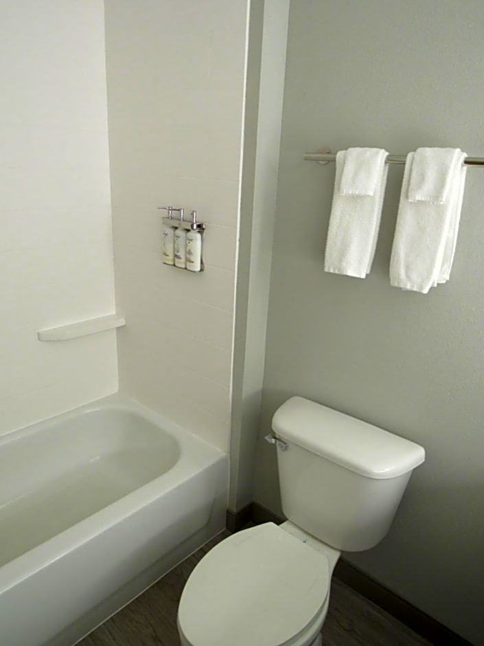 Holiday Inn Express Hotel & Suites Lincoln South By IHG