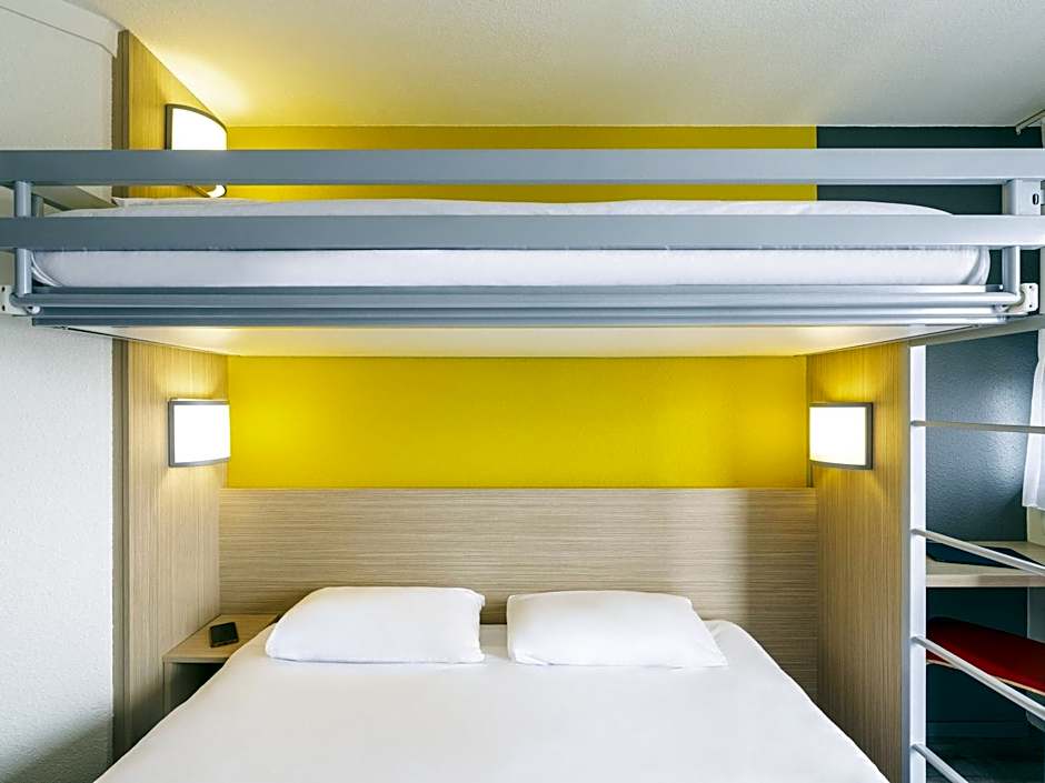 greet hotel restaurant Angouleme Ouest