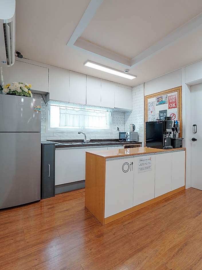 Rainboots guesthouse