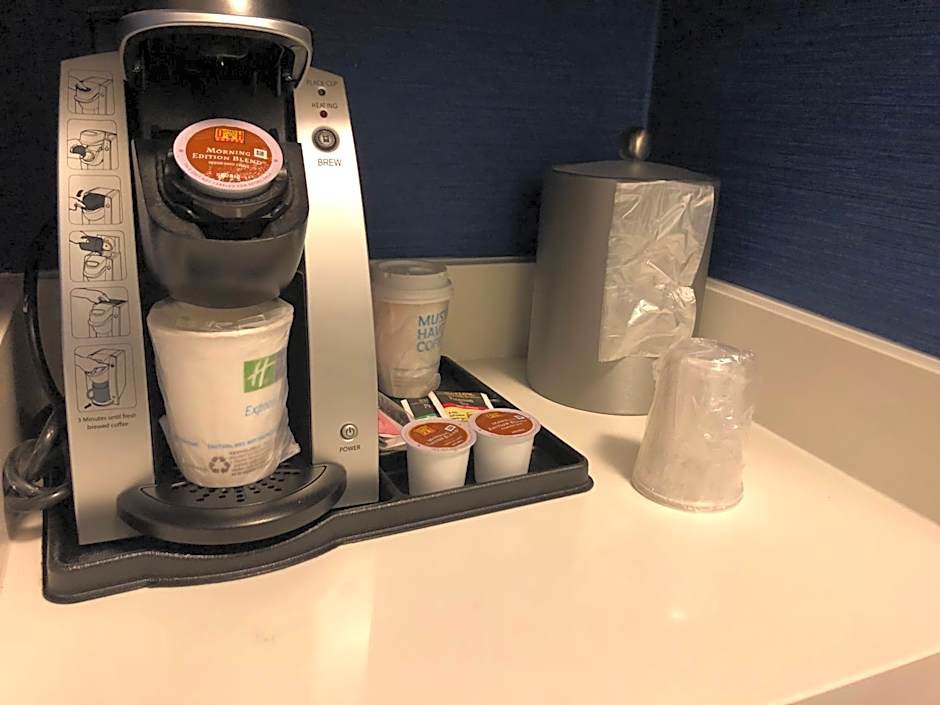 Holiday Inn Express Hotel & Suites Seaside Convention Center By IHG