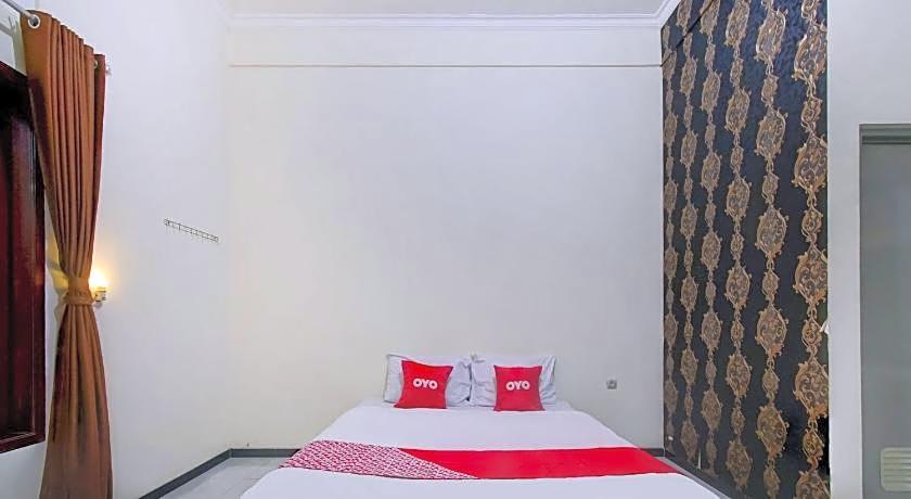 Capital O 90151 Guest House 180