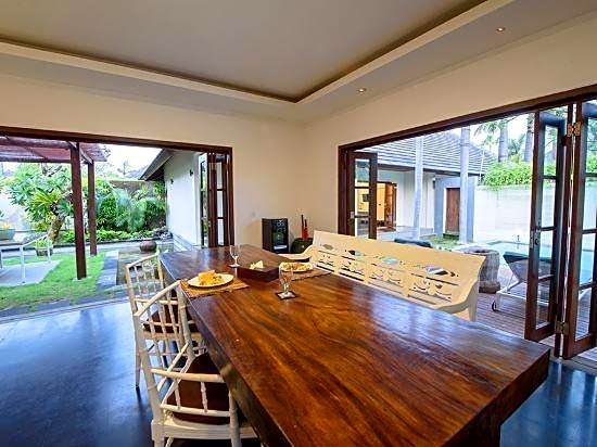 Nunia Boutique Villas