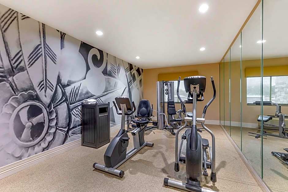 Best Western Plus Burleson Inn & Suites