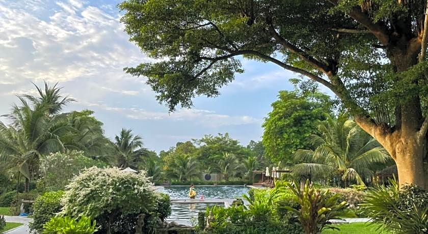 Royal River Kwai Resort & Spa